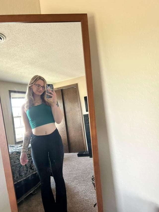 Am I petite enough? Link in comments 👸🏼