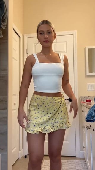 Pocketsized blonde teen Girl, onlyfans Onlyfans petite