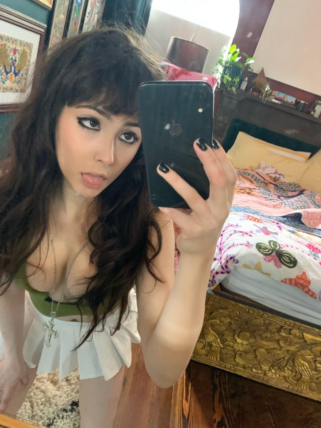 smol horni gf looking for loser anime bf 💚18f Girl, onlyfans Onlyfans petite