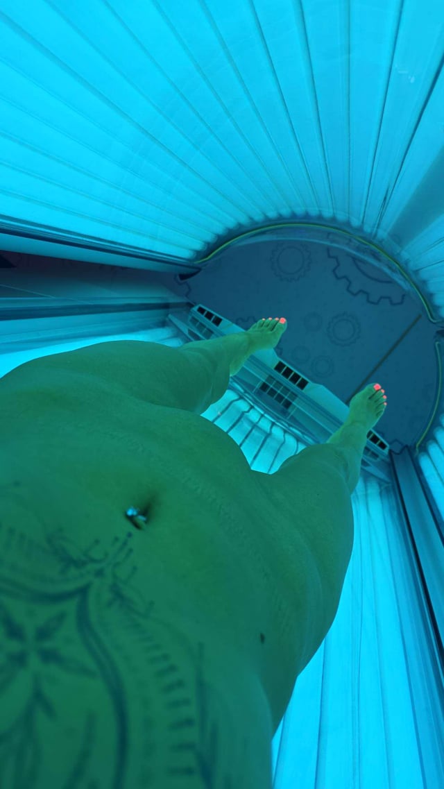 Enjoyed a nice tanning session this morning 😉